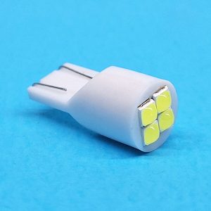 Світлодіодна лампа T10 W2,1x9,5d 12 V 4 SMD 3030 WHITE з лінзою
